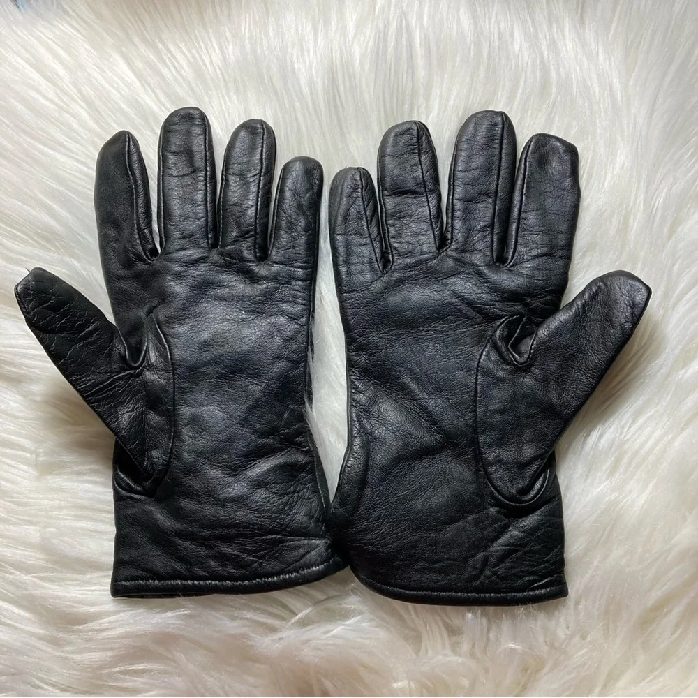 NWOT Women’s Black Leather Winter Snow Gloves